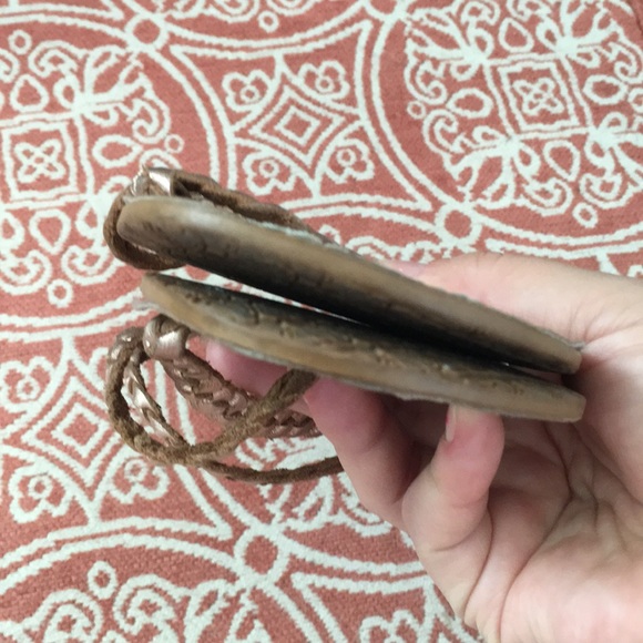 Roxy Braided Leather Strap Sandals - Picture 9 of 12